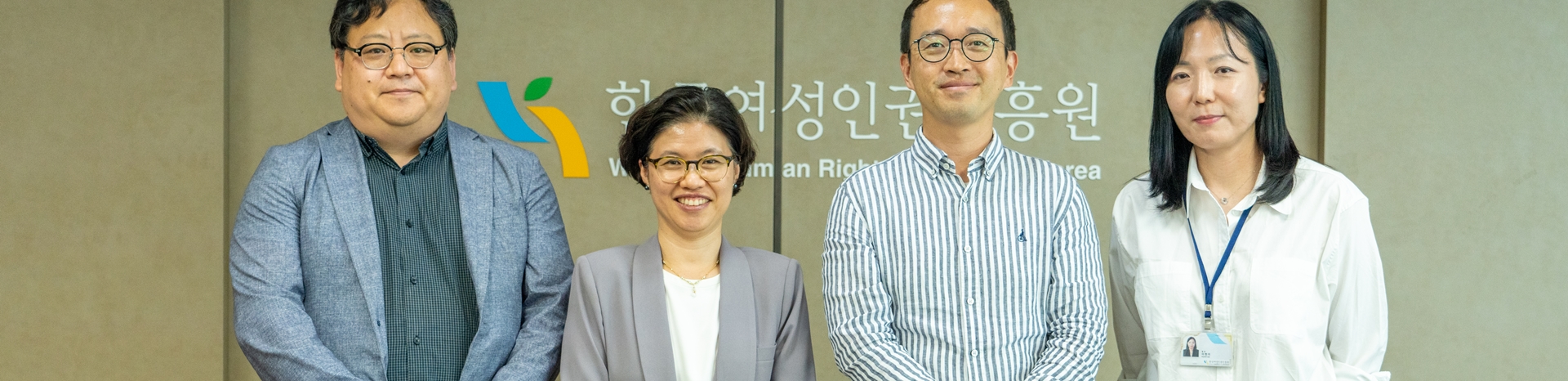 교육좌담 패널들 왼쪽부터 장휘, 김신현경, 김성운, 웹진 결 담당자